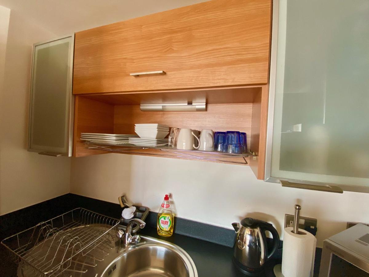 Leeds Dock Apartment ภายนอก รูปภาพ