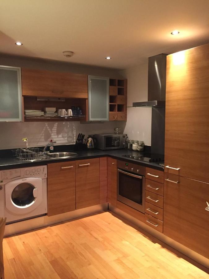 Leeds Dock Apartment ภายนอก รูปภาพ