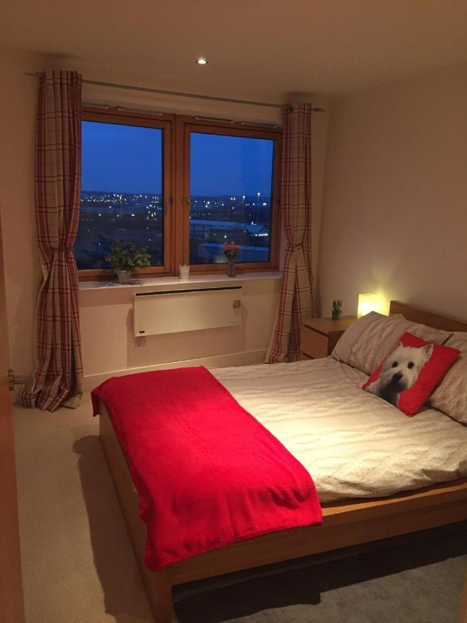 Leeds Dock Apartment ภายนอก รูปภาพ